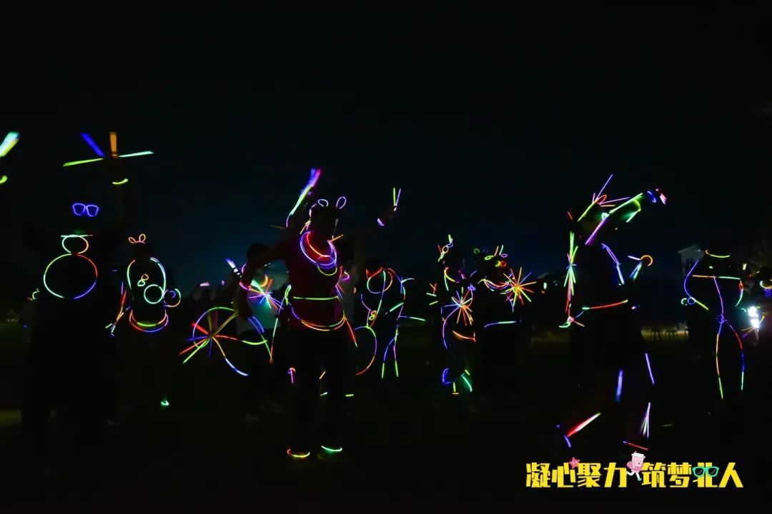 凝心聚力 筑梦九游会·J9·官网|真人游戏第一品牌 | 九游会J9十三周年团建之旅完美收官